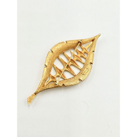 Vintage Signed JJ Gold Tone Leaf Brooch Modernist Design Mid Century Modern - Picture 4 of 6